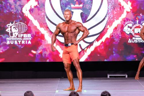 R5A2838-2 enhanced-NR